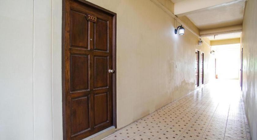 Oyo 384 Ban Sabaidee Hotel Phra Nakhon Si Ayutthaya Exterior foto