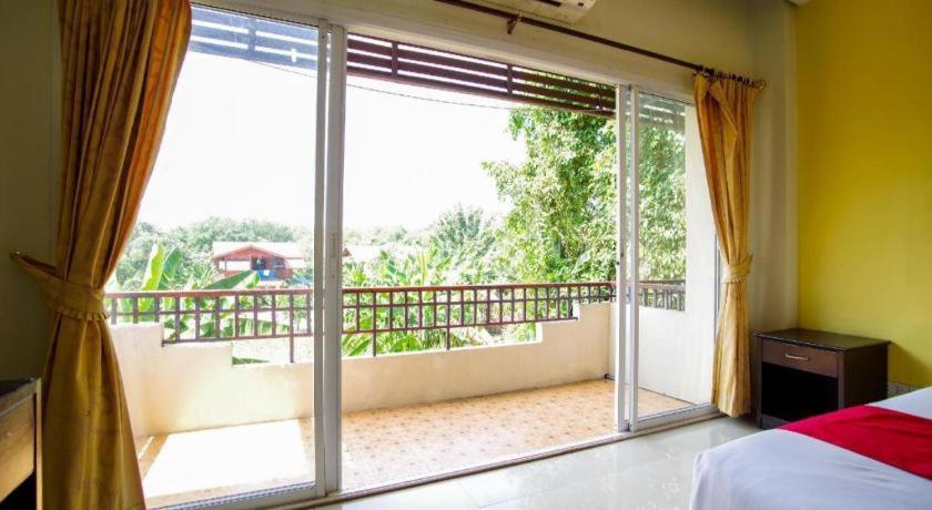 Oyo 384 Ban Sabaidee Hotel Phra Nakhon Si Ayutthaya Exterior foto